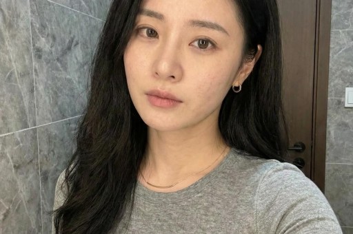 陪睡陪玩竟然只是冰山一角又有女星自曝圈内黑幕五十五岁了都不肯放过